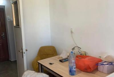 Apartament cu 2 camere decomandat în Calea București - 8