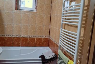 Apartament cu 3 camere decomandat în Fântânele - 1