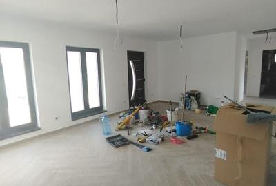 Casă individuală cu 4 camere cu Canalizare în Șard - 4