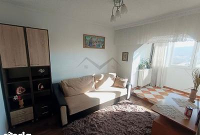 Apartament cu 3 camere decomandat în Ciurea - 11