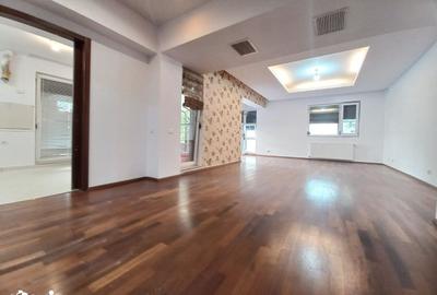 Apartament cu 3 camere în Herăstrău
