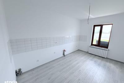 Casă cu 3 camere cu Teren 1000 Mp în Stăuceni - 1