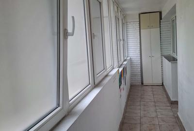 Garsonieră decomandată în Titan - 4