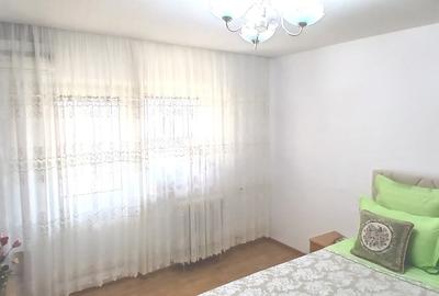 Apartament cu 3 camere decomandat în Sebastian - 4