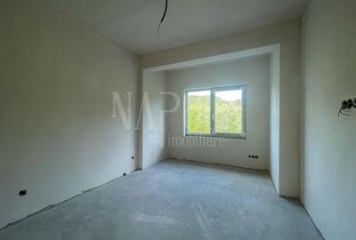 Casă individuală cu 4 camere cu Canalizare în Luna de Sus - 14