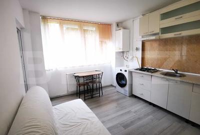 Apartament cu 1 camera, modern, zona UMF Apartament cu 1 camera, modern, zona UMF - 2