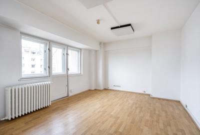 Birou, de 293.20001220703 mp, în P-ța Victoriei - 3