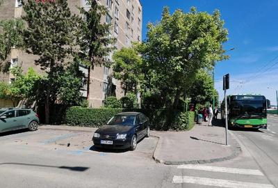 Garsonieră semidecomandată în Tractorul