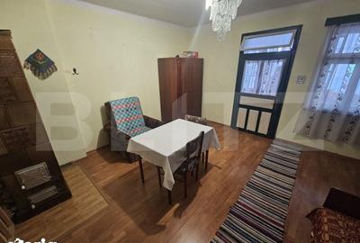 Casă cu 6 camere cu Teren 1850 Mp în Dumitra - 9