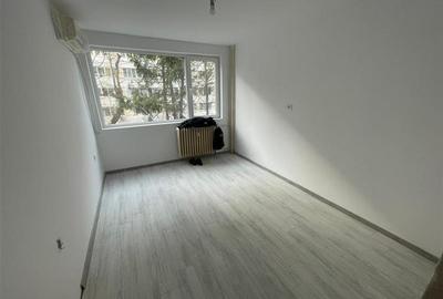 Apartament cu 2 camere decomandat în Alexandru Obregia - 4