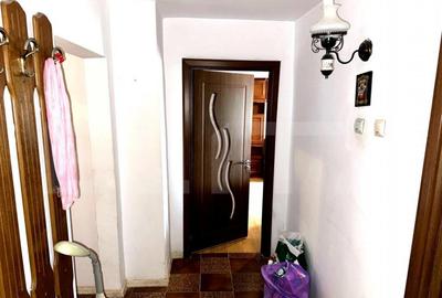 Apartament 3 camere, 77 mp, par?ial mobilat, decomandat - 2