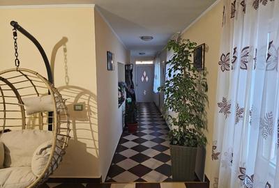 Casă de vânzare Tuzla -2 corpuri de casă - 4