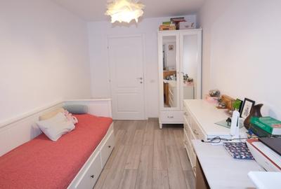 Vanzare 3 camere decomandat modernizat si mobilat etaj 6 reabilitat 2 ascensoare - 2