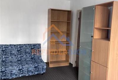 Apartament cu 2 camere decomandat în Berceni