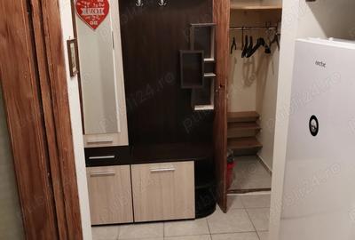Garsonieră decomandată în Tineretului