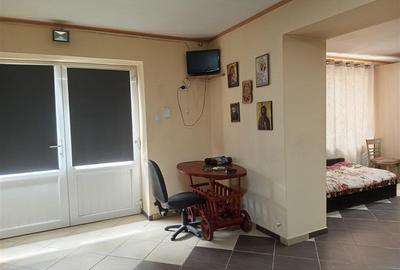 Casă individuală cu 7 camere cu Teren 243 Mp în Vest - 33