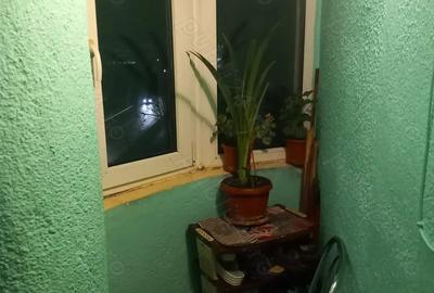 Garsonieră decomandată în Central - 2