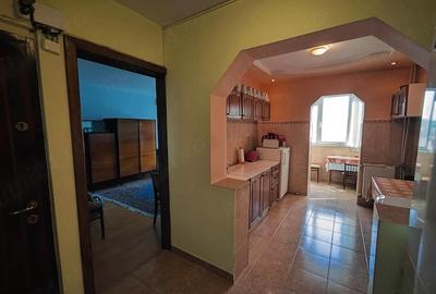 Apartament cu 2 camere decomandat în Rogerius - 3