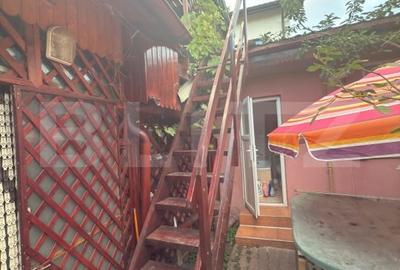 Casa de vanzare 5 camere + dependente - 17