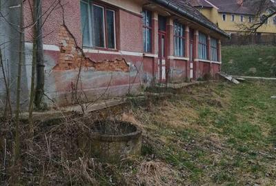 Casa de vanzare cu 21 ari de teren intravilan - 3