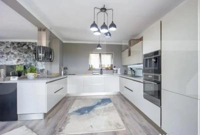 Casă cu 5 camere cu Teren 1000 Mp în Simeria - 11