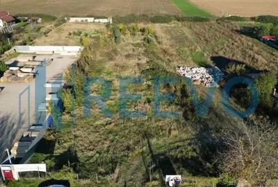 Teren de 5000 mp, în Hemeiuș - 2