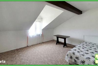 Casă cu 4 camere în Piatra - 3