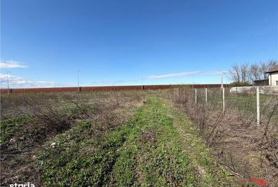 Teren de 700 mp, în Vânători - 1