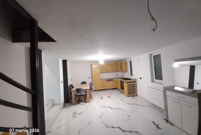 Casă cu 4 camere cu Teren 300 Mp în Unirea - 2