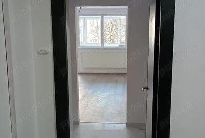 Apartament cu 3 camere semidecomandat în Drumul Taberei - 2