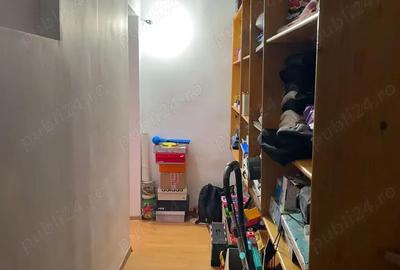 Apartament cu 3 camere decomandat în 1 Mai - 2