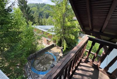 Casă individuală cu 8 camere cu Canalizare în Central - 39