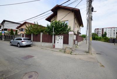 Casă individuală cu 5 camere cu Canalizare în Metalurgiei - 6