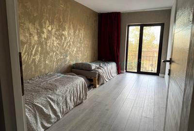 Apartament cu 3 camere decomandat, mobilat în Central - 3