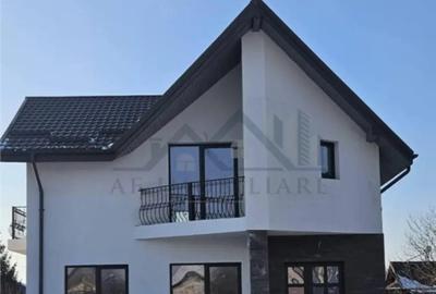 Casă cu 3 camere în Lunca Cetățuii - 2