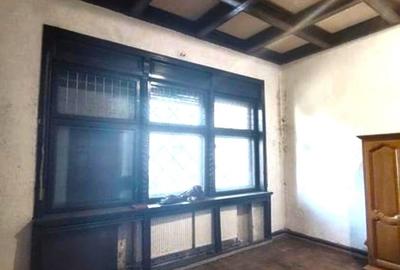 Casă cu 10 camere cu Canalizare în Dacia - 2