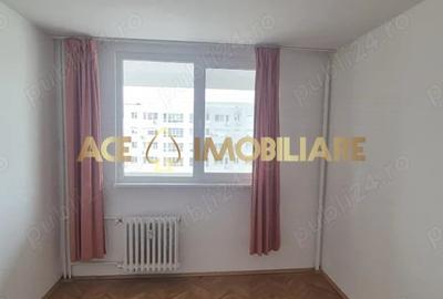 Apartament cu 3 camere decomandat în Dristor - 2