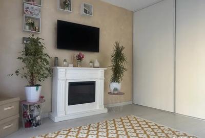 Vand apartament cu 2camere