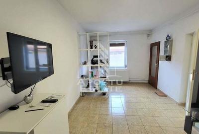 Casă cu 5 camere cu Canalizare în Peciu Nou - 13