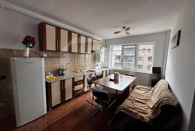 Apartament cu 3 camere semidecomandat, mobilat în Zorilor - 3
