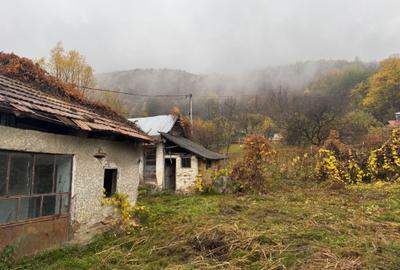 Teren de 646 mp, în Vlădesti - 1