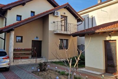 Casă cu 3 camere cu Teren 540 Mp în Bujac - 10