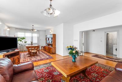 Vilă tip bloc 12 camere, 2 garaje 2 boxe  zona Tomis 1  Flămânda - 21