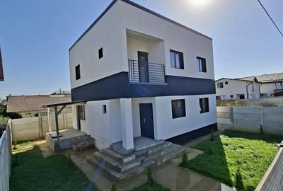 Casă individuală cu 4 camere cu Canalizare în Central - 4