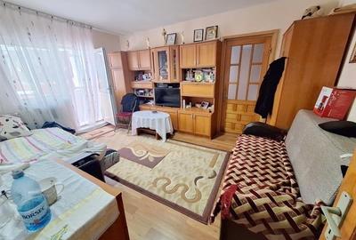 Apartament 2 camere semidecomandat , zona Ura - 6