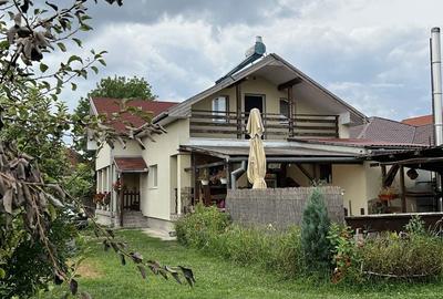 Casă cu 4 camere cu Teren 1600 Mp în Lazuri - 2