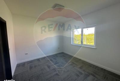 Casă cu 4 camere cu Teren 715 Mp în Central - 5