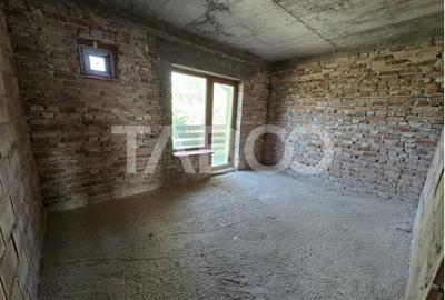 Casa singur in curte cu teren liber 2667 mp 6 camere 4 bai Daia - 12