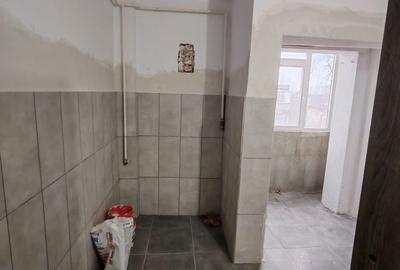 Apartament cu 2 camere decomandat în Exterior Vest - 3