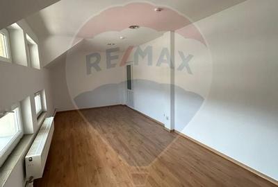 Spațiu comercial, de 42.700000762940 mp, în Burdujeni - 5